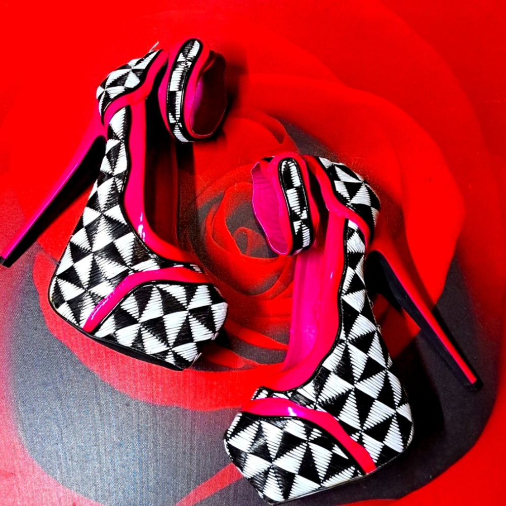 Penny Sue Morocco Heels